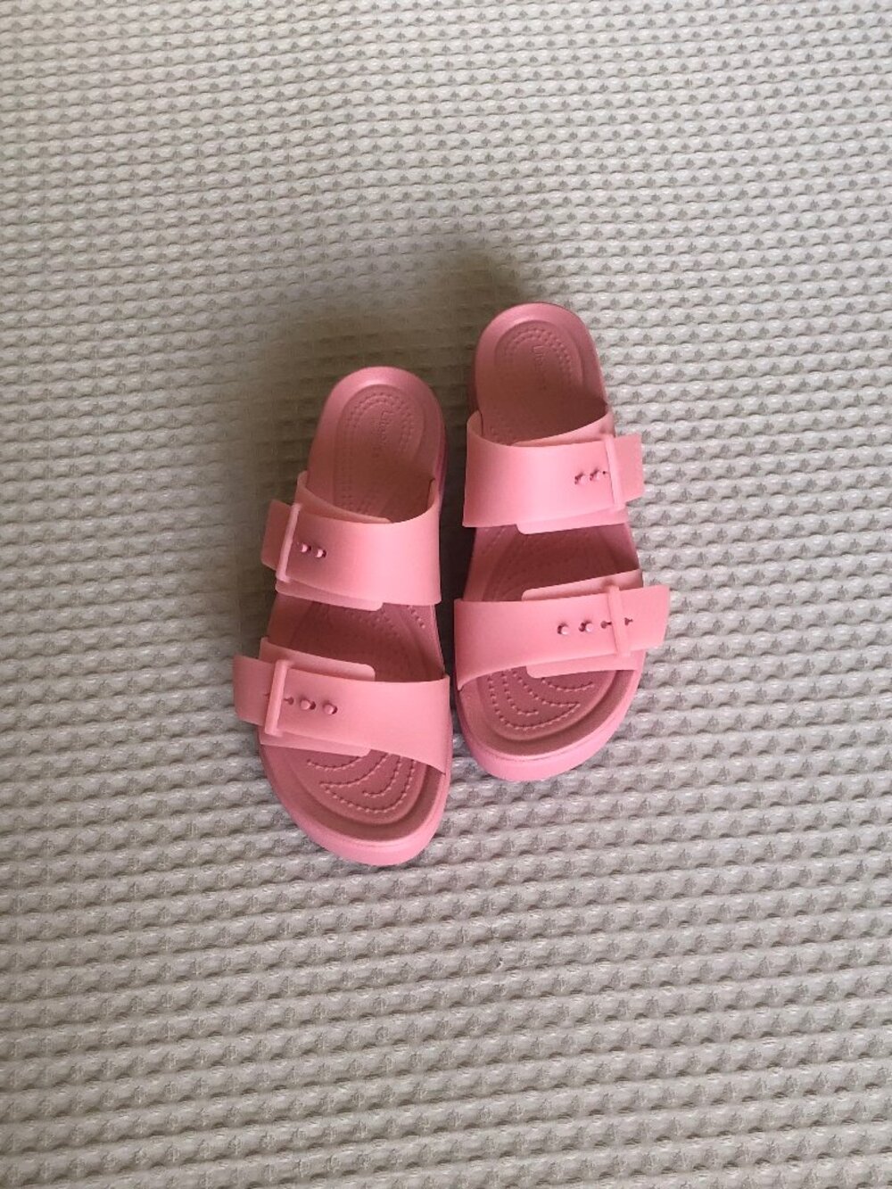 NEW Frosted Pink LiteRide CROCS Brooklyn Wedge with 2 Adjustable Straps - Size 7